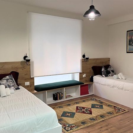 Grand Park & Bllok Area Rooms Tirana Exterior photo